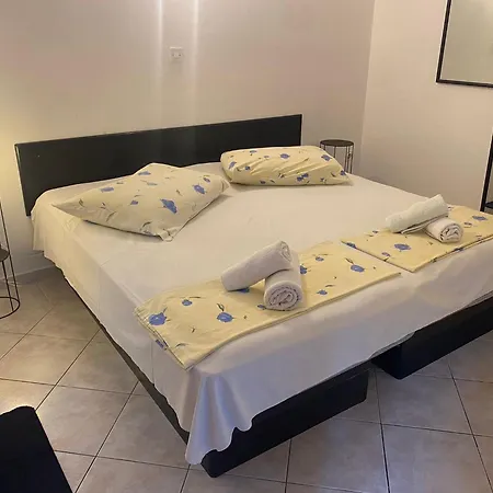 Tilda Apartment
