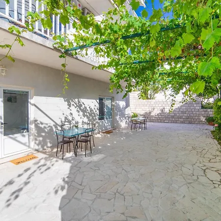 Tilda Apartment *